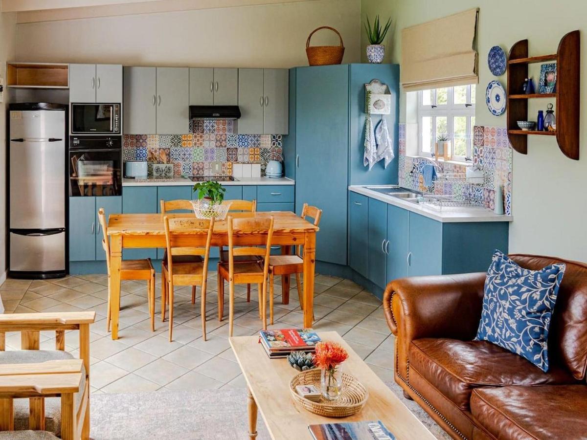 Cape Apartment